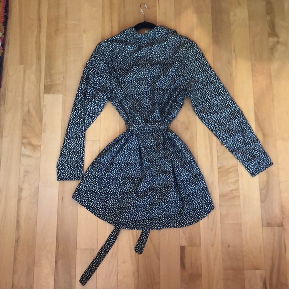 Button Down Dress - Picture 4 of 5